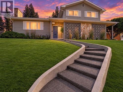 701 17TH Avenue S  Cranbrook, BC V1C 3B6