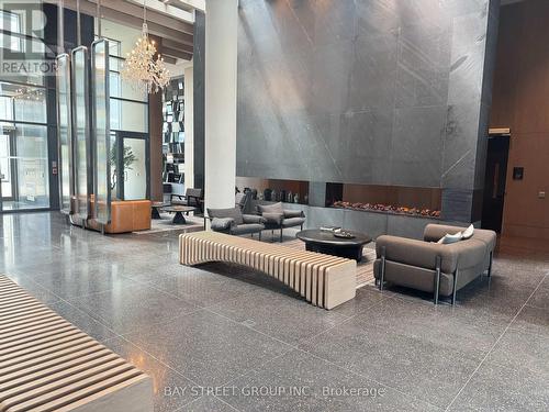 5510 - 8 Interchange Way, Vaughan, ON - Indoor Photo Showing Other Room