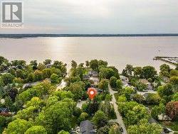 215 WILLOW DRIVE Georgina, ON L4P 2R9