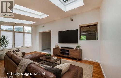 109 White Oak Place, Waterloo, ON - Indoor