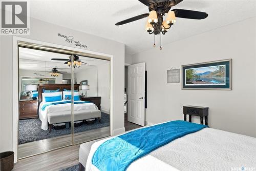 273 Carleton Drive, Saskatoon, SK - Indoor Photo Showing Bedroom