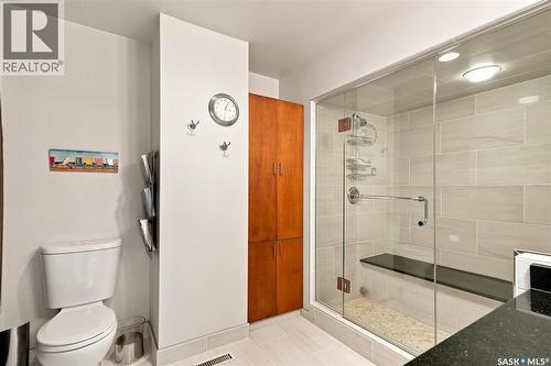 273 Carleton Drive, Saskatoon, SK - Indoor Photo Showing Bathroom