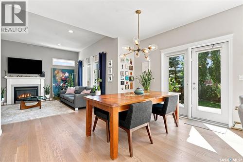 554 Lynd Place, Saskatoon, SK - Indoor With Fireplace