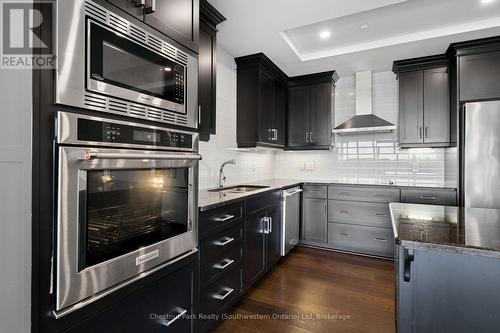 River Mill | 1503-150 Wellington Street E., Guelph - 1503 - 150 Wellington Street E, Guelph (Downtown), ON - Indoor Photo Showing Kitchen With Upgraded Kitchen