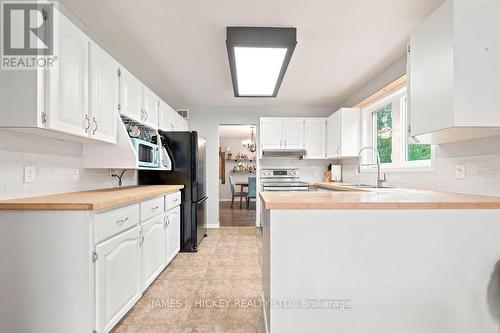 4 Banting Drive, Deep River, ON - Indoor Photo Showing Kitchen
