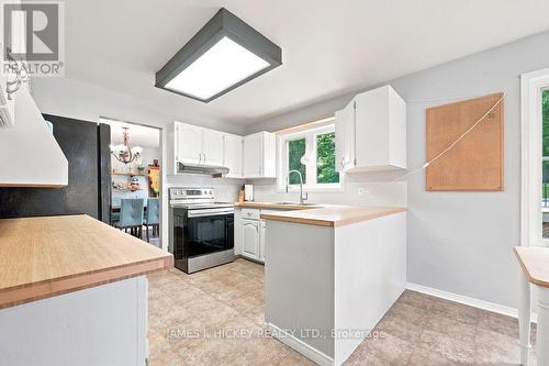 4 Banting Drive, Deep River, ON - Indoor Photo Showing Kitchen