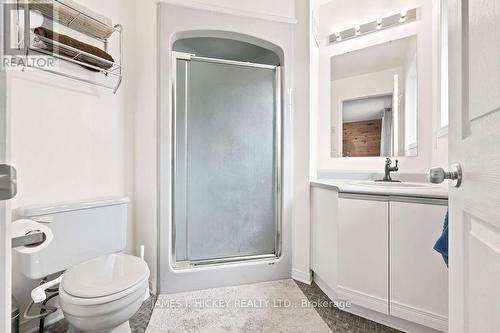 4 Banting Drive, Deep River, ON - Indoor Photo Showing Bathroom