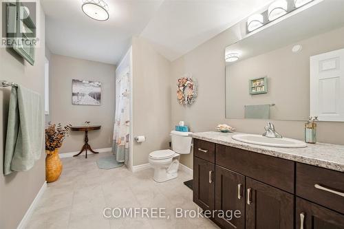 235 Spencer Drive, Centre Wellington (Elora/Salem), ON - Indoor Photo Showing Bathroom