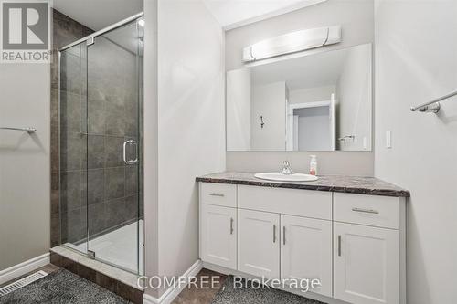 235 Spencer Drive, Centre Wellington (Elora/Salem), ON - Indoor Photo Showing Bathroom