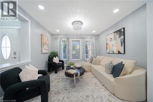 151 Baldwin Drive, Cambridge, ON - Indoor Photo Showing Living Room