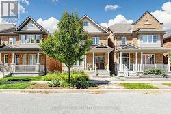 18 CHAUNCEY COURT Markham, ON L6B 1H1