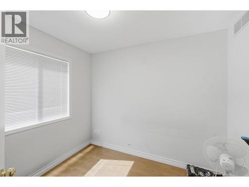 348 Phipps Crescent, Kelowna, BC - Indoor Photo Showing Other Room