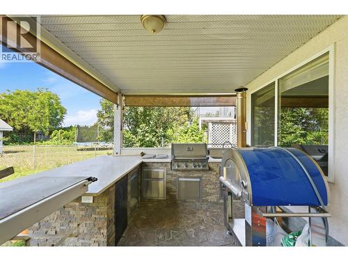 348 Phipps Crescent, Kelowna, BC - Outdoor With Deck Patio Veranda With Exterior