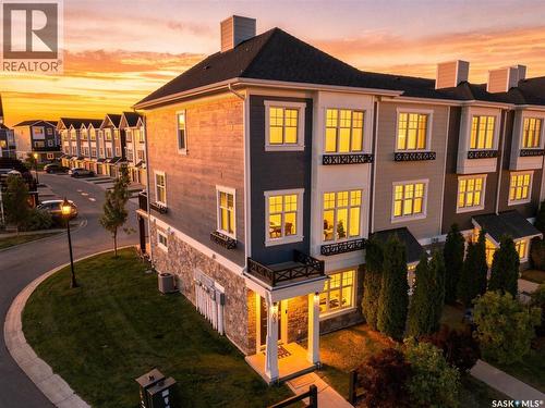 703 Meadows Boulevard, Saskatoon, SK - Outdoor
