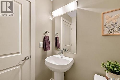 703 Meadows Boulevard, Saskatoon, SK - Indoor Photo Showing Bathroom