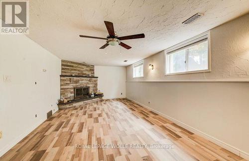 109 White Oak Place, Waterloo, ON - Indoor With Fireplace