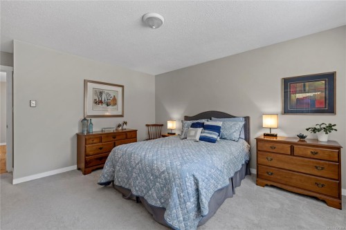 1253 Ormonde Rd, French Creek, BC 