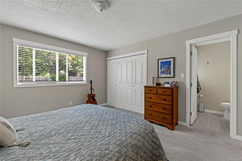 1253 Ormonde Rd, French Creek, BC 