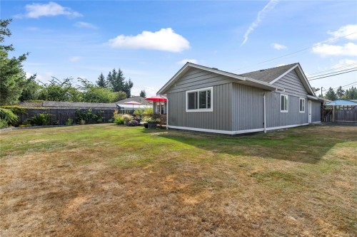 1253 Ormonde Rd, French Creek, BC 