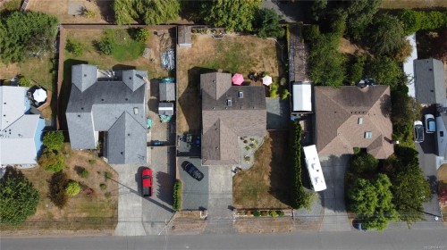 1253 Ormonde Rd, French Creek, BC 