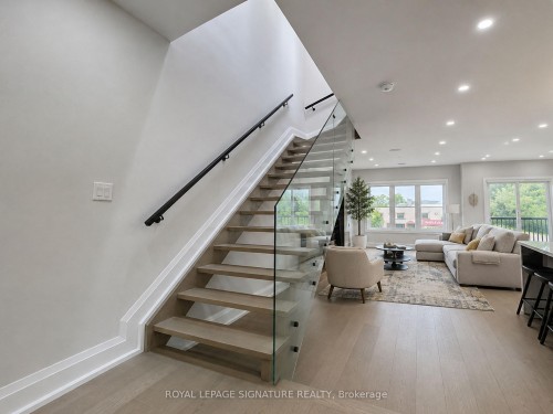 920 Fourth Street, Mississauga, ON 