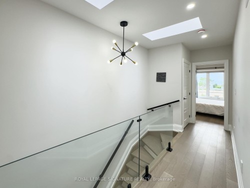 920 Fourth Street, Mississauga, ON 