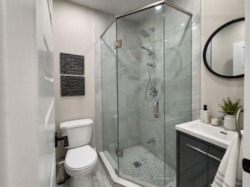 920 Fourth Street, Mississauga, ON 