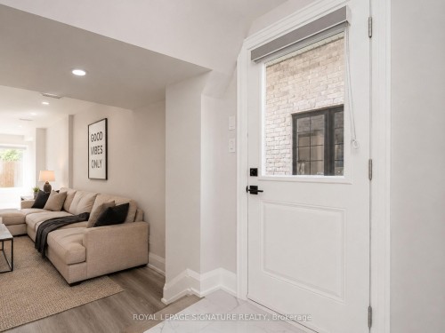 920 Fourth Street, Mississauga, ON 