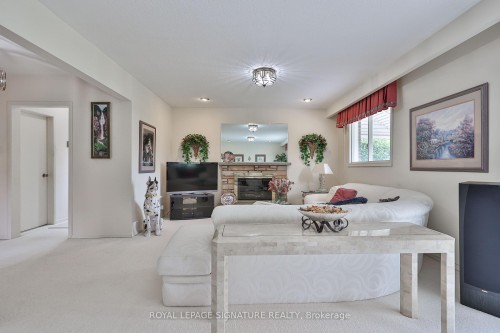 14 Logstone Crescent, Toronto, ON - Indoor With Fireplace