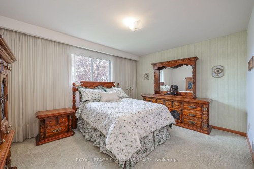 14 Logstone Crescent, Toronto, ON - Indoor Photo Showing Bedroom