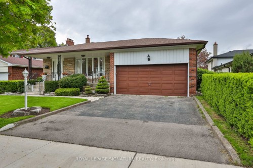 14 Logstone Crescent, Toronto, ON - Outdoor