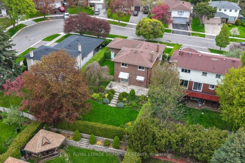 14 Logstone Crescent, Toronto, ON - Outdoor