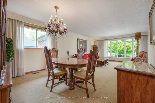 14 Logstone Crescent, Toronto, ON - Indoor Photo Showing Dining Room