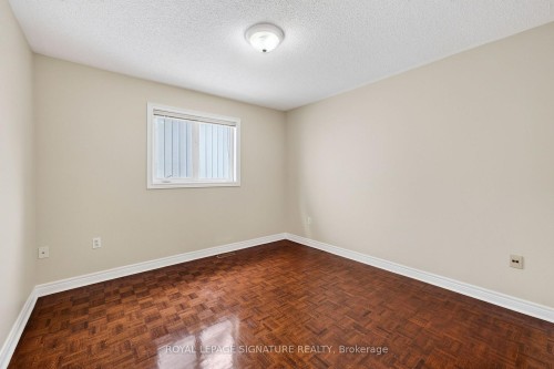 6847 Simpson Pioneer Trail, Mississauga, ON - Indoor Photo Showing Other Room