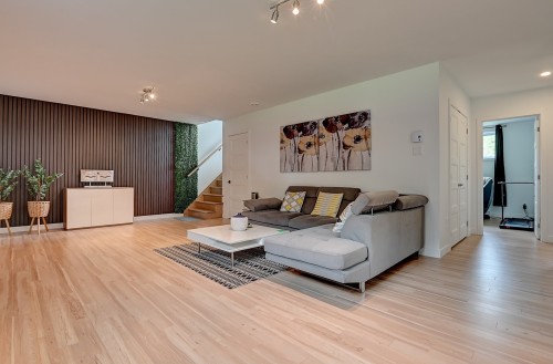Salle familiale - 115 Ch. Vézina, Saint-Jean-De-Matha, QC - Indoor Photo Showing Living Room