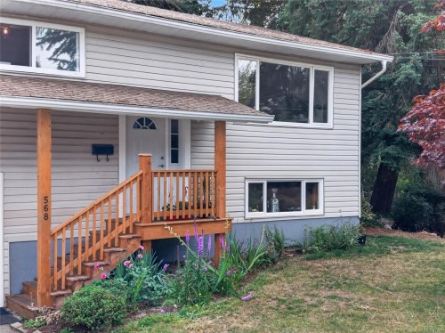 568 Salish St, Comox, BC 