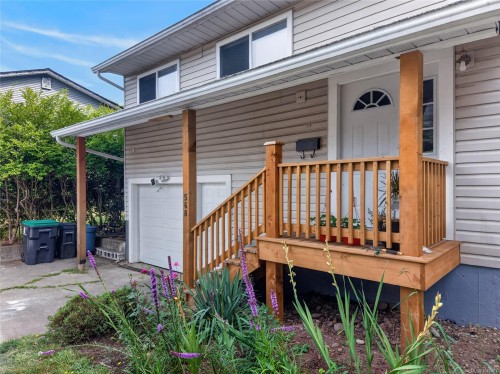 568 Salish St, Comox, BC 