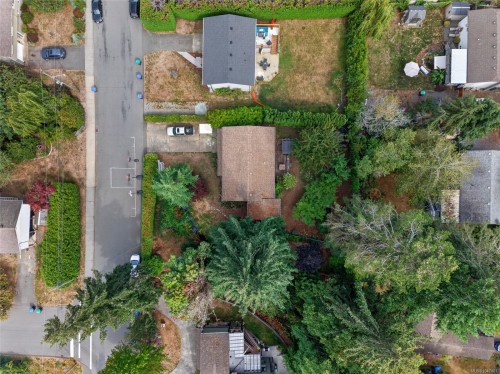 568 Salish St, Comox, BC 