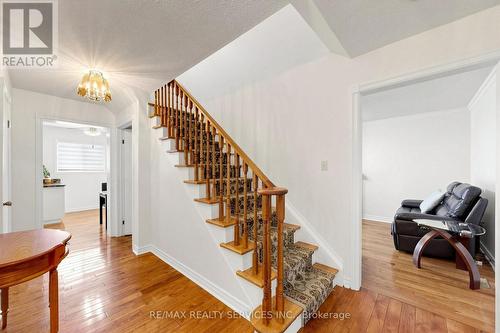 25 Malcolm Crescent, Brampton, ON - Indoor Photo Showing Other Room