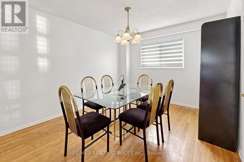 25 Malcolm Crescent, Brampton, ON - Indoor Photo Showing Dining Room