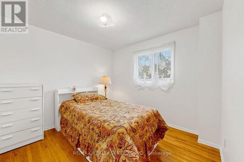 25 Malcolm Crescent, Brampton, ON - Indoor Photo Showing Bedroom