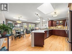 1384 NELSON Place Kelowna, BC V1Y 9H4