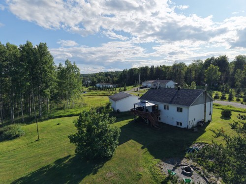 Courtyard - 1004 Rue Roy, Rouyn-Noranda, QC 