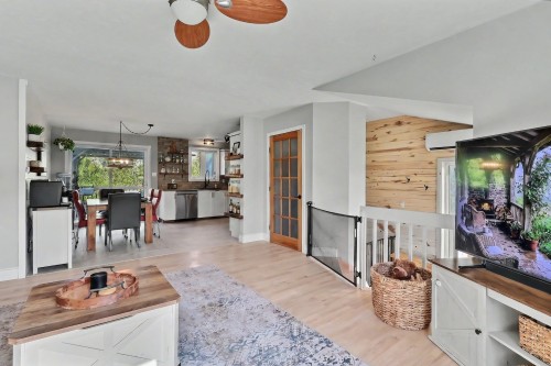 Living Room - 1004 Rue Roy, Rouyn-Noranda, QC 