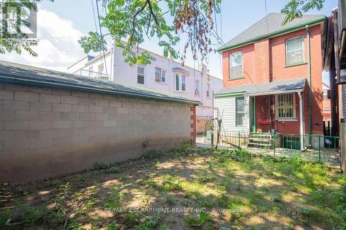 66 Sherman Avenue N, Hamilton, ON - Outdoor