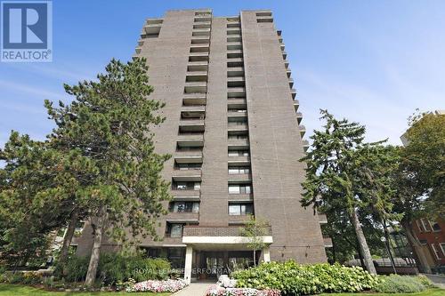 1801 - 71 SOMERSET STREET W  Ottawa, ON K2P 2G2