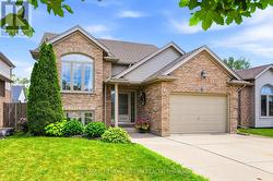 7032 KELLY DRIVE Niagara Falls (Forestview), ON L2H 3J9
