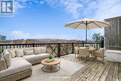 258 - 19 CONEFLOWER CRESCENT Toronto, ON M2R 0A5