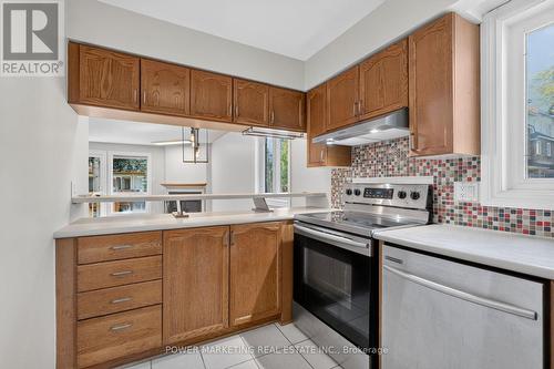 442 Briston Private, Ottawa, ON - Indoor Photo Showing Kitchen