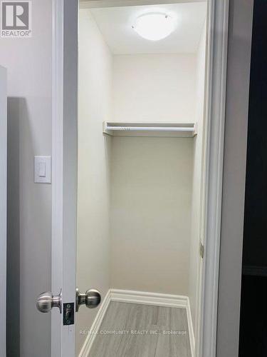 3336 Stoney Crescent, Mississauga, ON - Indoor